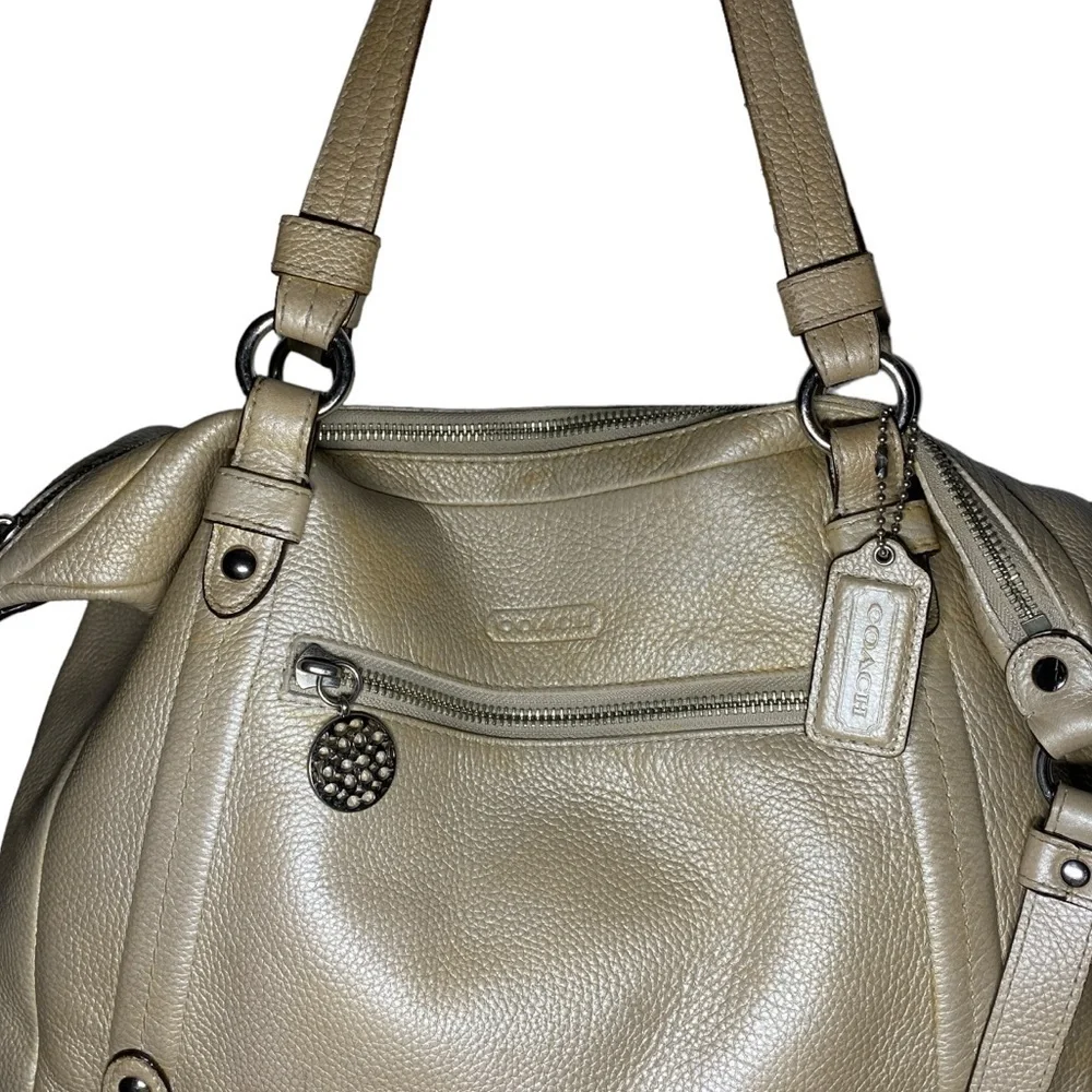 Coach Leather Shoulder Bag With Strap
